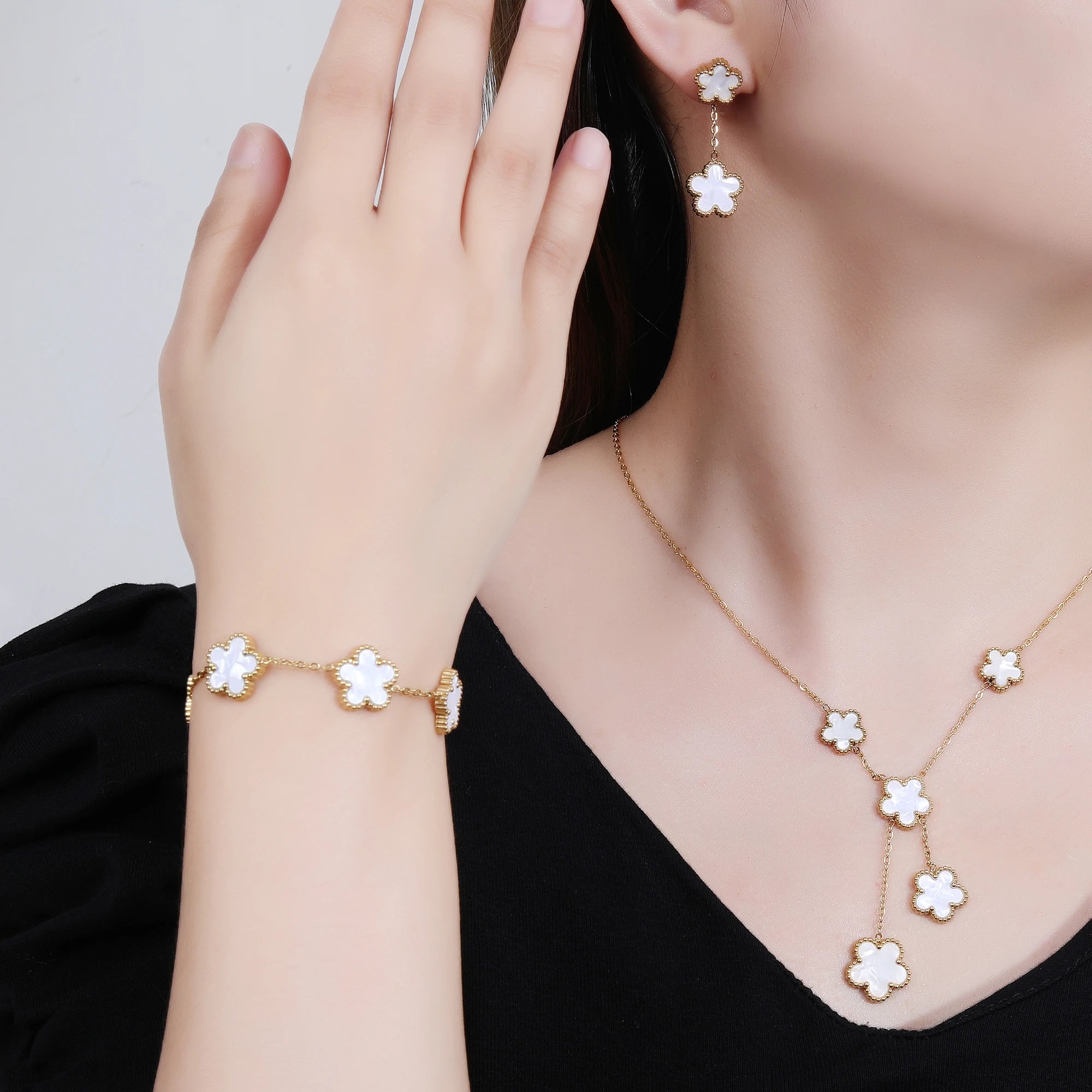 Stainless Steel Five-Leaf Flower Bracelet