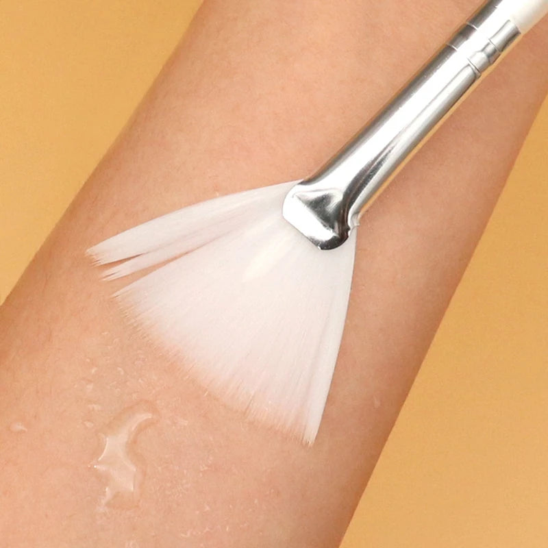 Fan-Shape Multifunction Makeup Brush Set