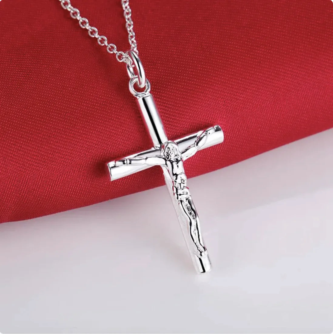 Elegant Silver Cross Pendant